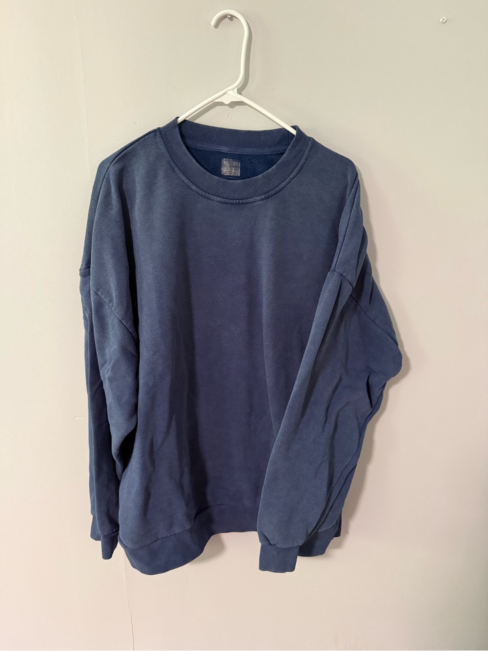 Relaxed Navy Crewneck Sweatshirt